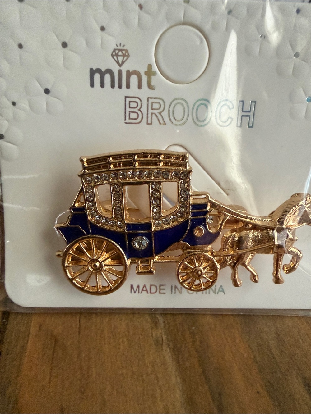 Mint Gold & Navy Enamel Horse Carriage Brooch -